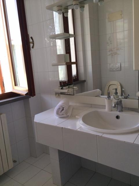 Brezza Affittacamere Montemarciano Zimmer foto